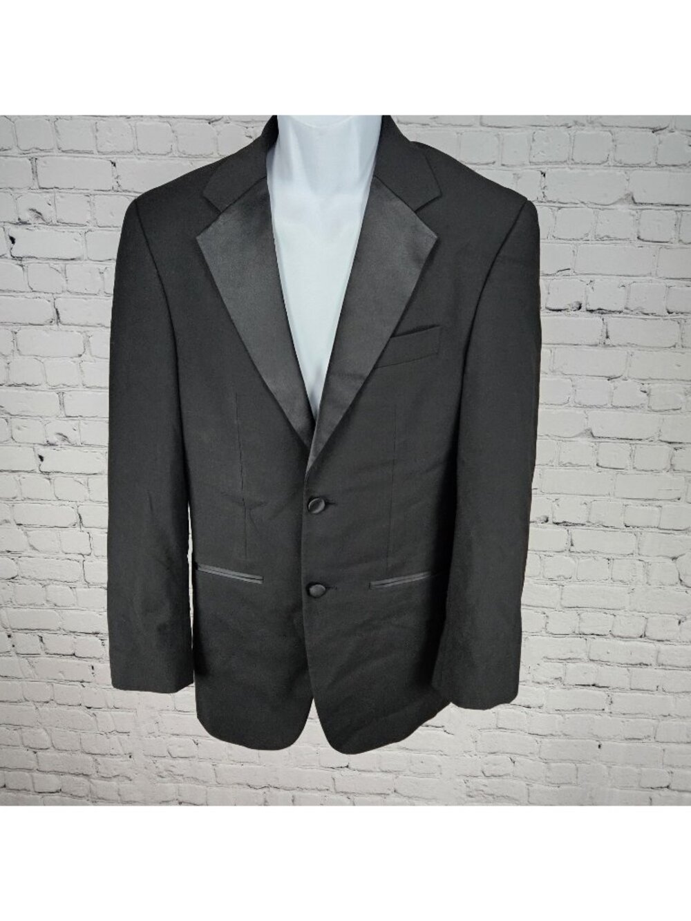 Caravelli Black Charles Hand Tailored 2 Button Tuxedo Blazer Suit Jacket 34S